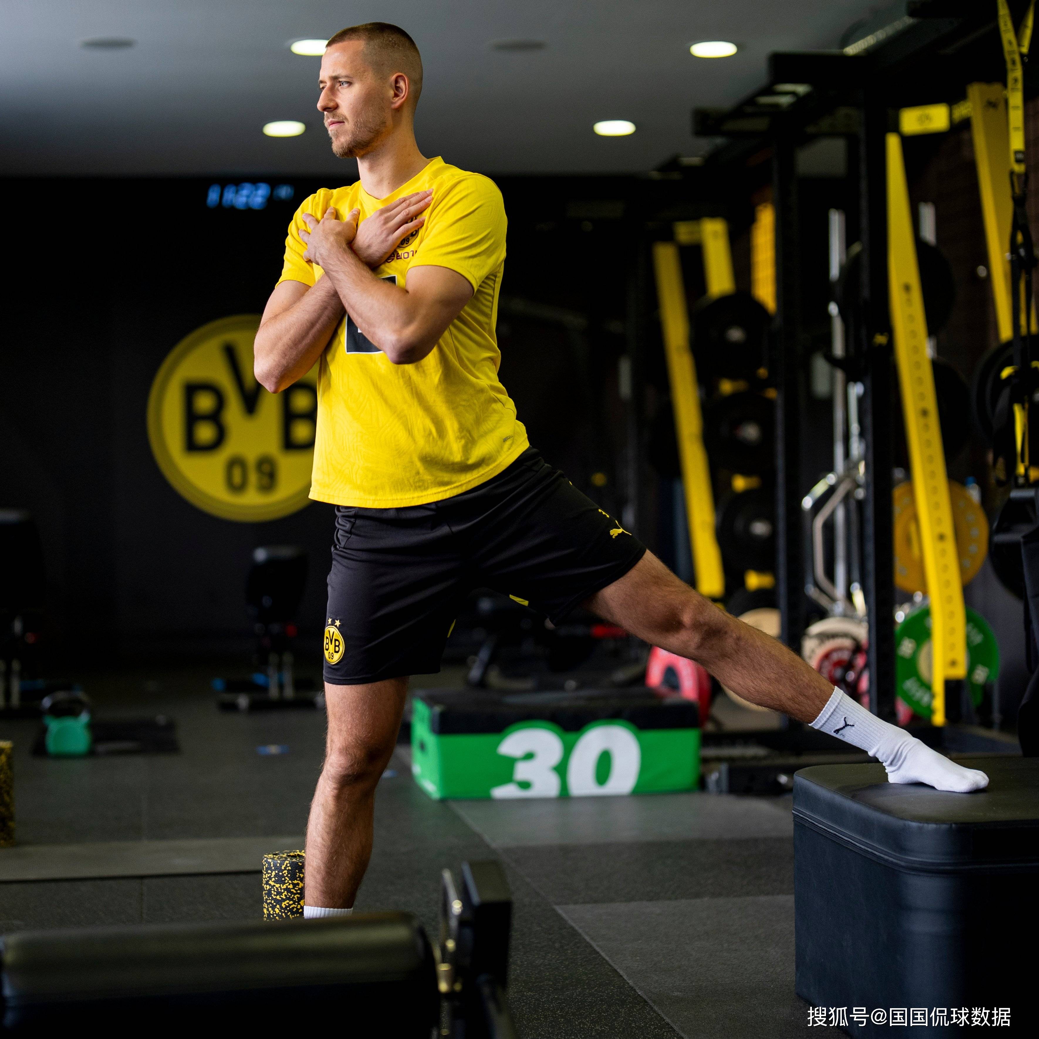 冲刺阶段德甲焦点战;多特蒙德手感冰凉;震撼外界;身体对抗强度拉满的简单介绍 冲刺阶段德甲焦点战;多特蒙德手感冰凉;震撼外界;身体对抗强度拉满的简单介绍