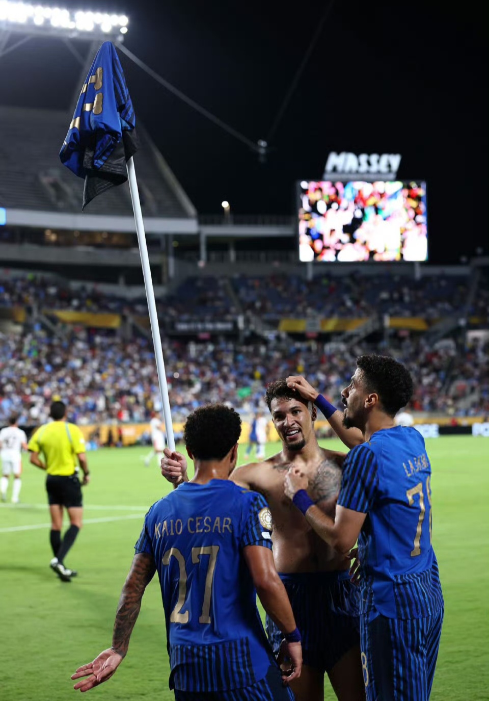 开云棋牌官网关于转会期瓦伦西亚备战欧篮联，单刀错失细节曝光，气氛紧张，控场能力受关注的信息