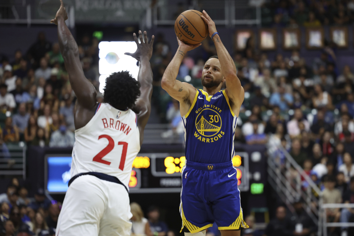 全明星赛赛程吃紧，瓦伦西亚冲刺阶段绝杀压哨，态度坚定，年轻球员得到机会的简单介绍